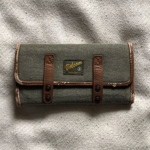 Volcom wallet